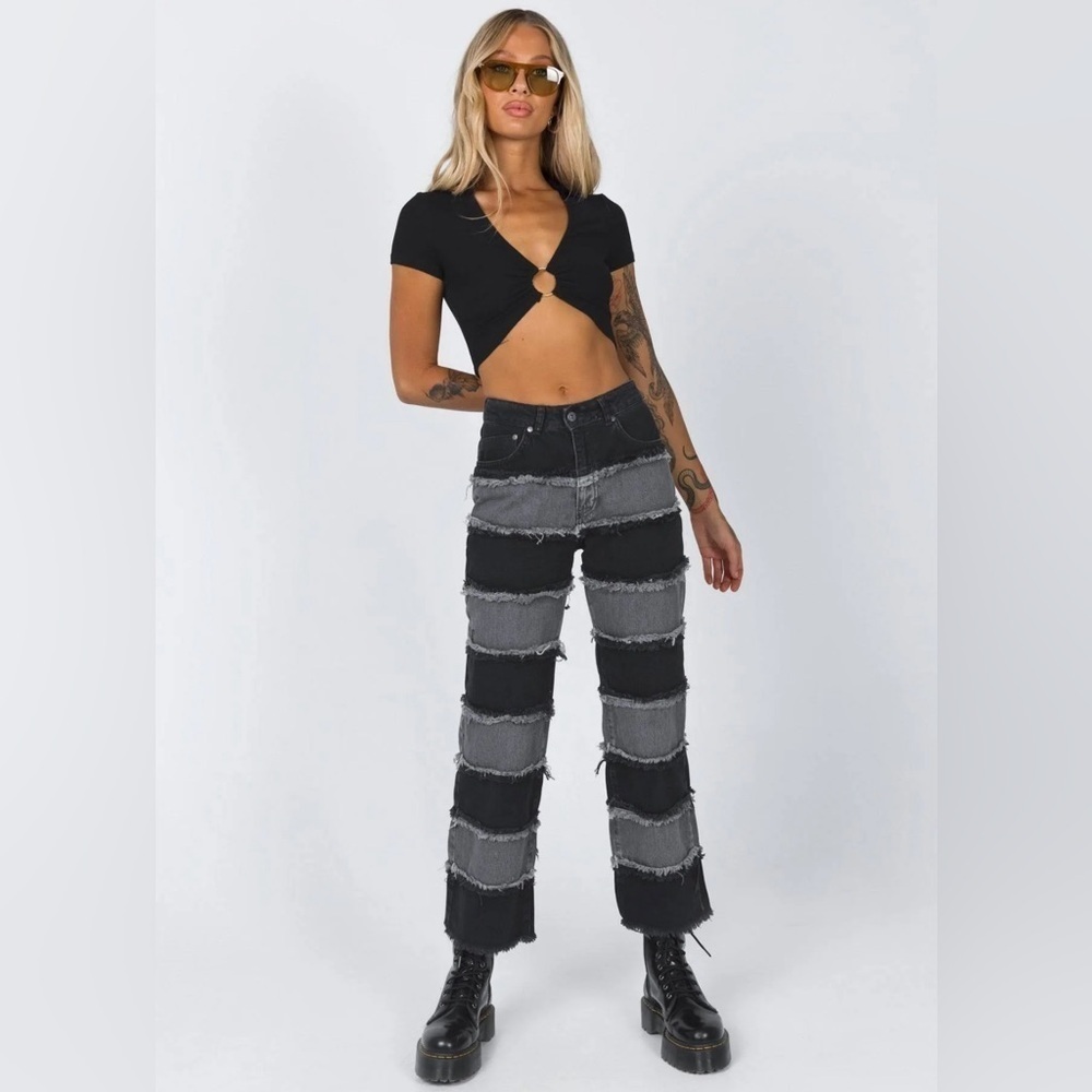 The Ragged Priest - Women's
Infringement Charcoal Black Straight Jeans Size 28